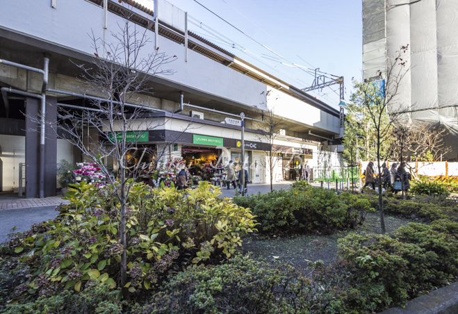 笹塚駅・南口2