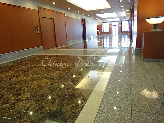 エントランスホール