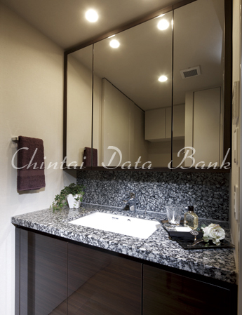 パウダールーム