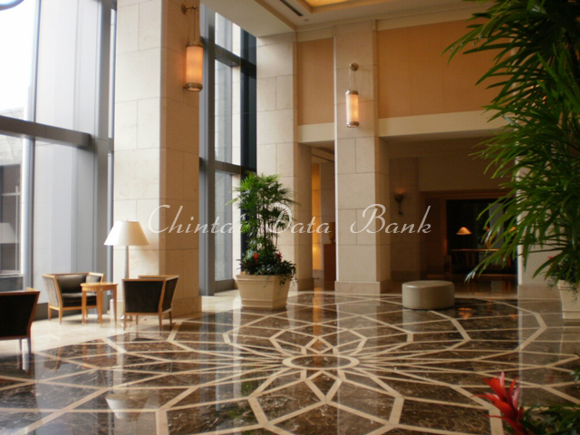 エントランスホール