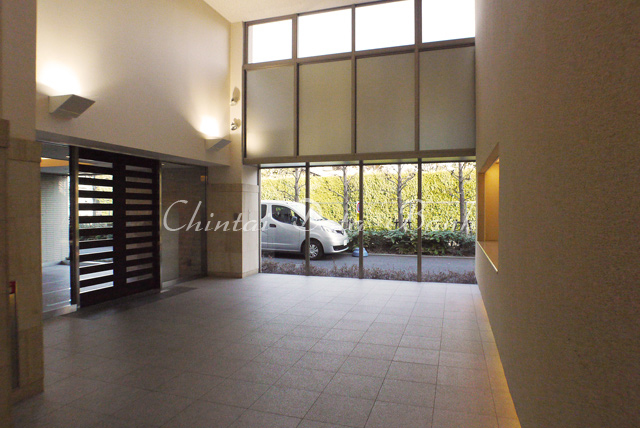 エントランスホール