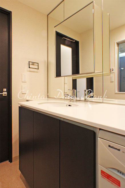 パウダールーム