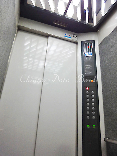 エレベーターホール