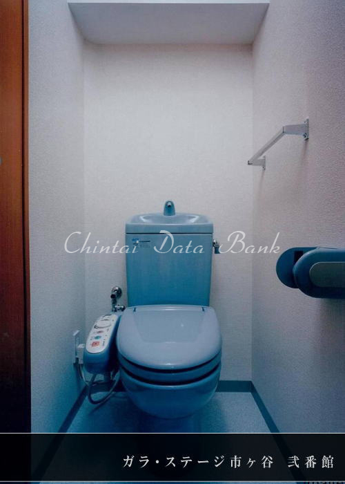 トイレ（弐番館）