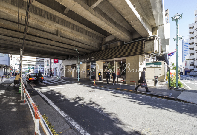 京王クラウン街