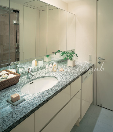 パウダールーム