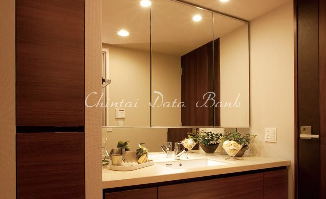 パウダールーム