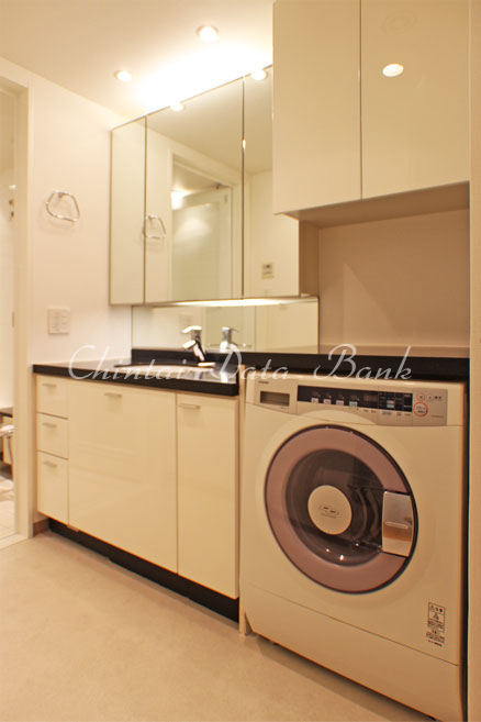 パウダールーム