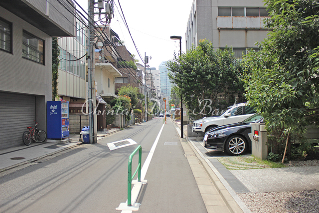 マンション前2