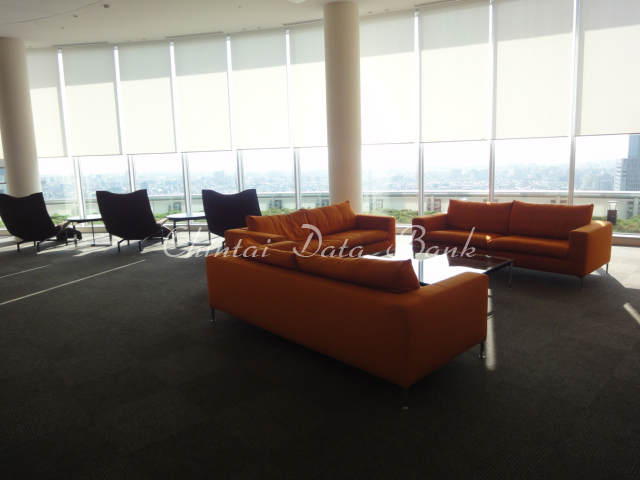 スカイラウンジ