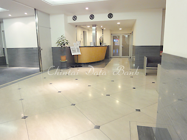 エントランスラウンジ