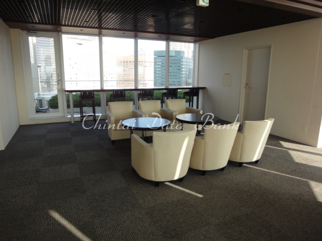 スカイラウンジ