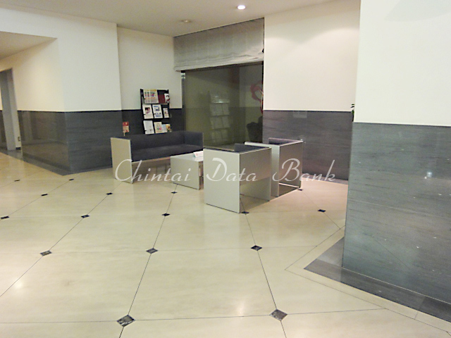 エントランスラウンジ2