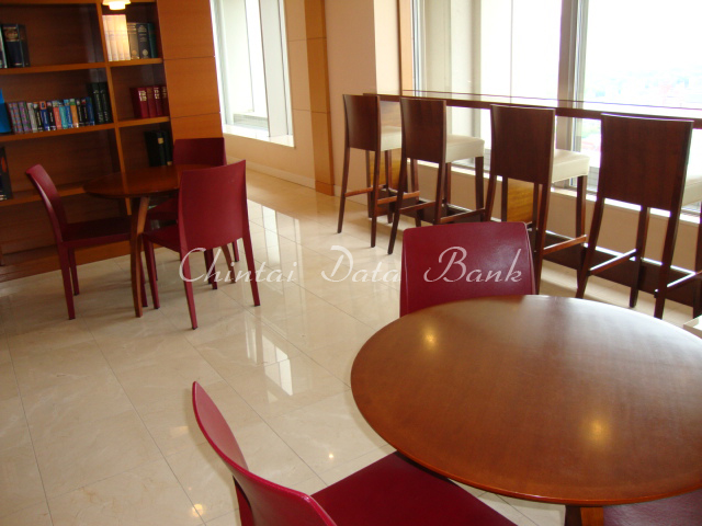 スカイラウンジ