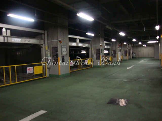B2・3 地下駐車場