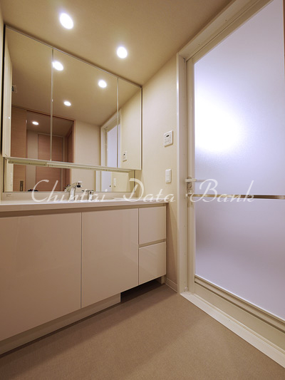 パウダールーム