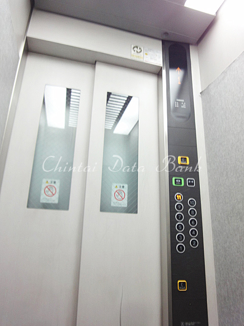 エレベーターホール