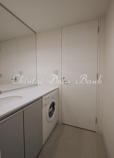 パウダールーム