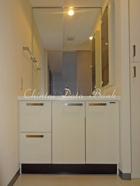 パウダールーム