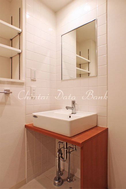 パウダールーム