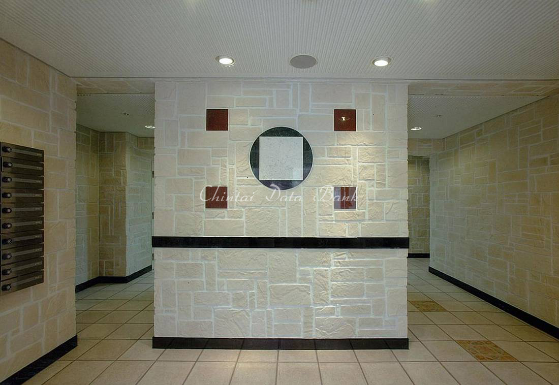 エントランス内