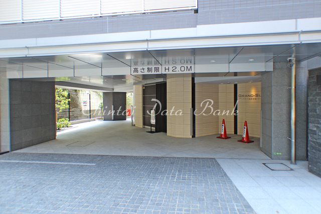 エントランス（イースタージュ）