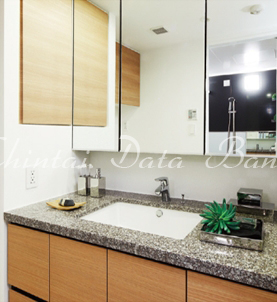 パウダールーム