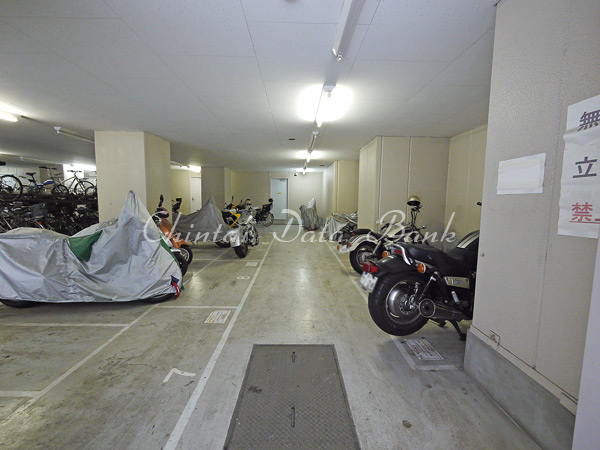 バイク置場