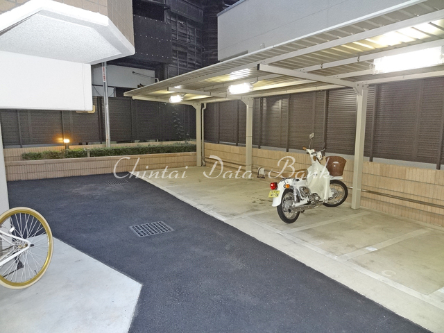 バイク置場